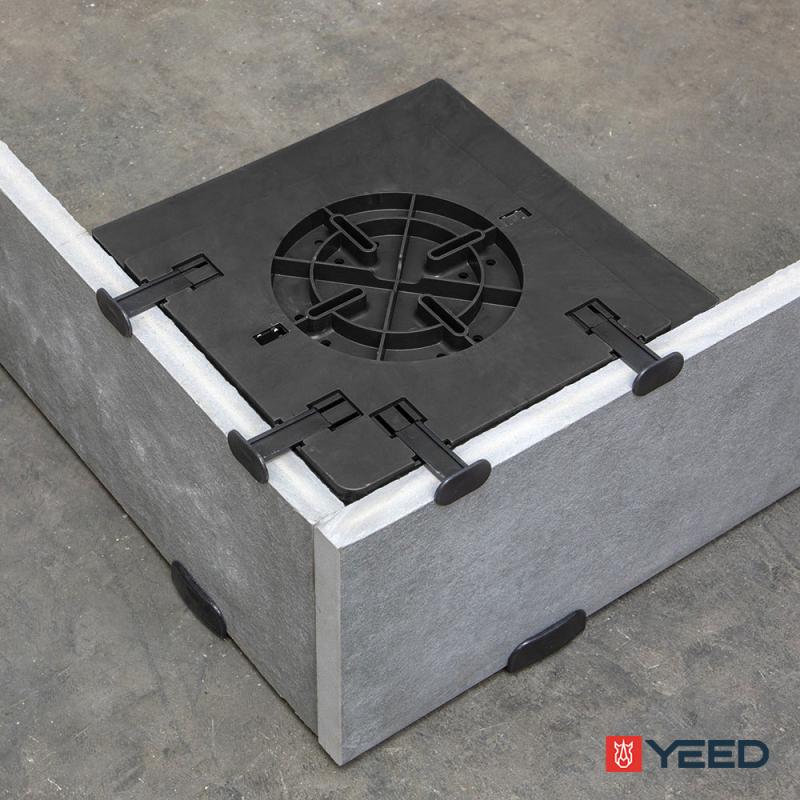 Corner plate for YEED pedestals (1 pc.)